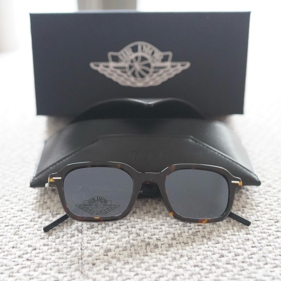 Dior x Jordan sunglasses - Picture 5 of 6